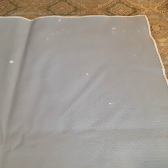 FRESH HOME - SOFT WHITE FUR 36 X 35 AREA - BATHROOM RUG - OR OTHER USES ITEM 2 - Picture 10 of 16